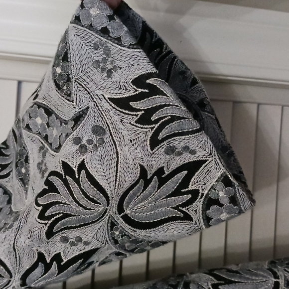 CO. Floral Embroidered Cropped Evening Opera Jacket, Size M - Picture 3 of 16